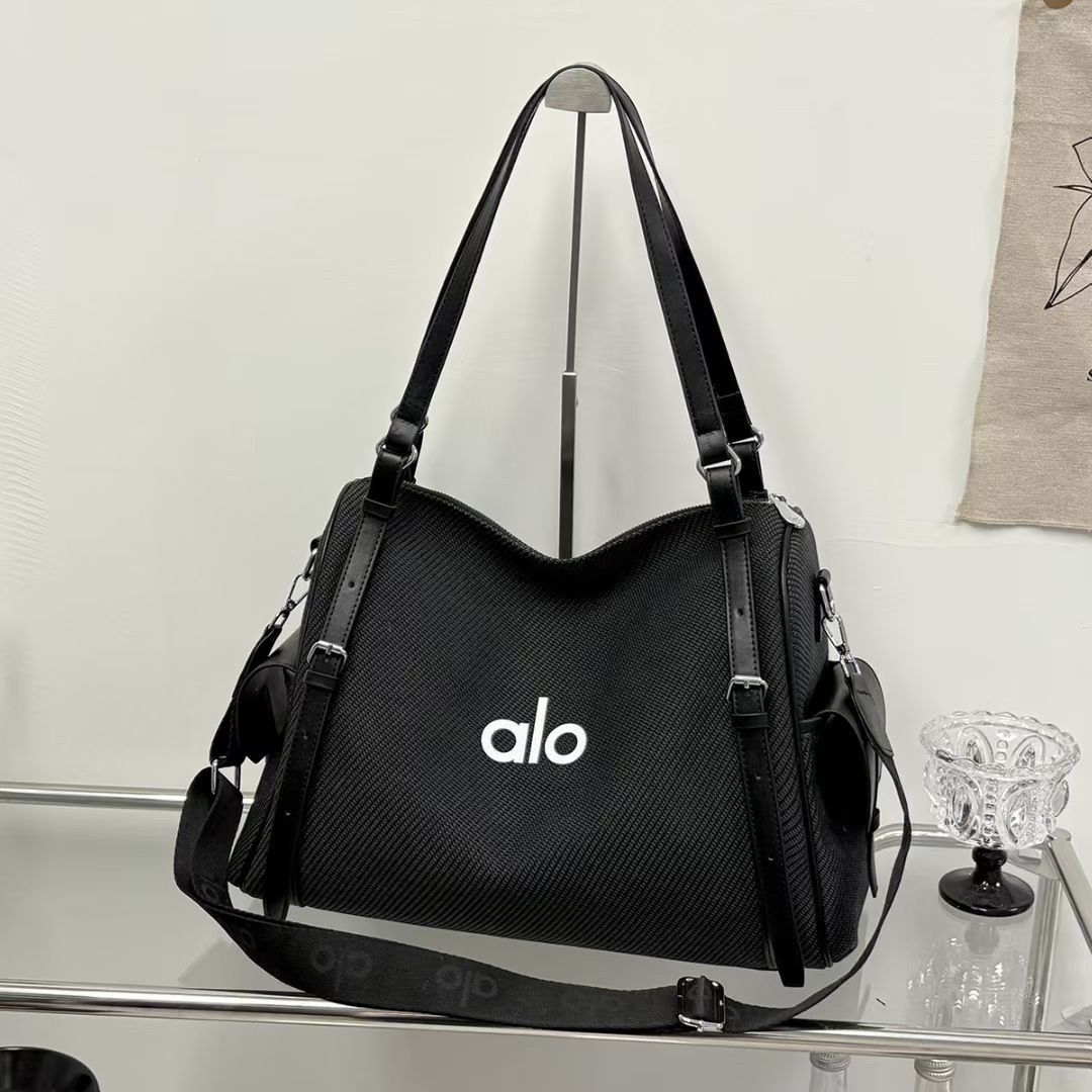 alo 넓은 수납공간 알로 신상 다기능 멀티백 출장용