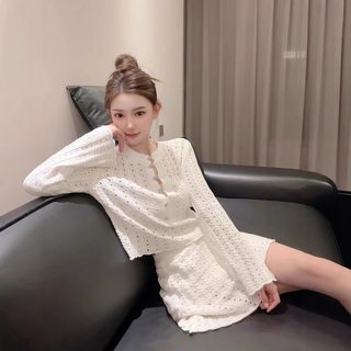 여성 니트 투피스 프렌치 슬림핏 펀칭 긴팔 니트 상의 미니스커트 세트