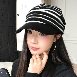 여성 스트라이프 니트 볼캡 배색 곡선챙 햇빛 차단 조절형 데일리 야구모자