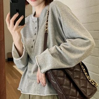 여성 그레이 롱슬리브 티셔츠 루즈핏 반버튼 라운드넥 데일리 가을 상의