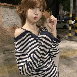빅사이즈 한국풍 오프숄더 스트라이프 긴팔 티셔츠 여성 봄가을 슬림핏 레이어드 상의