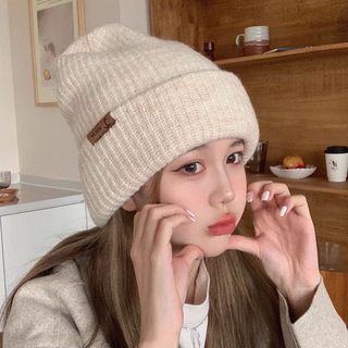 여성 겨울 니트 비니 방풍 귀보호 대두용 루즈핏 도톰한 아크릴 보온 모자