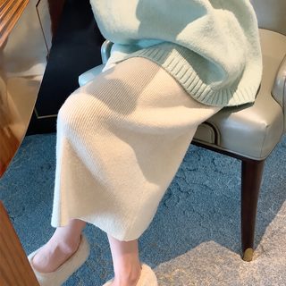 달콤하고 부드러운 니트 스커트 2023 겨울 하이웨이스트 날씬해 보이고 힙
