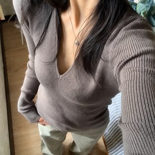 매운 여자 V넥 니트 여자 봄 가을 겨울 내복 레깅스 슬림핏 날씬해 보이다