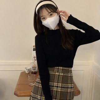 슬림핏 날씬해 보이는 이너웨어 레깅스 니트녀 2024년 신상 한국판 봄가을 긴 소매 캐주얼 백합 옷