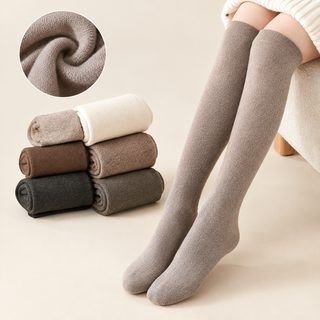 아정네 도매 종아리 양말 여자 가을 겨울 부드럽고 편안하며 보온하고 두꺼