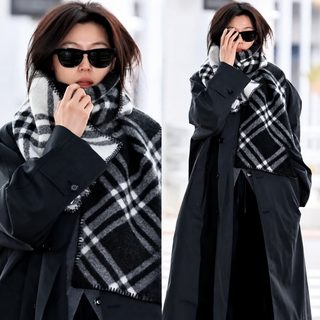2024 신상 한바지아 스타일 여성 블랙앤화이트 체크 머플러 겨울 보온 롱 목