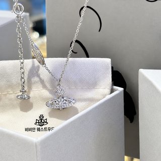 西太后颜值奢华超闪锆石水钻雪花闪钻土星星球项链女轻奢百搭