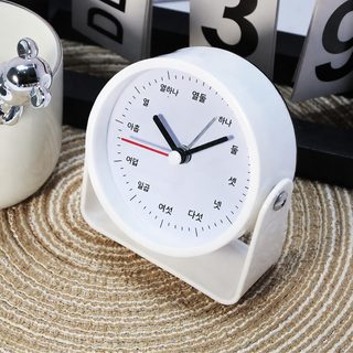 크로스보더 어린이 ABS 작은 알람 학생 전용 알람 음소거 시계 배터리 모델