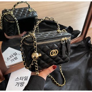 여성 봄여름 신상 체인 스퀘어백 링 장식 숄더백 크로스백 데일리 미니백