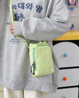 스포츠 아웃도어 드로스트링 물병 가방 크로스백 휴대폰 수납 나일론 숄더