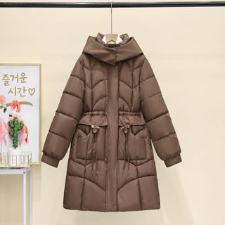 슬림하고 두꺼운 면복 여자 겨울 2025 신상 중장형 날씬해 보이는 소뿔 단추