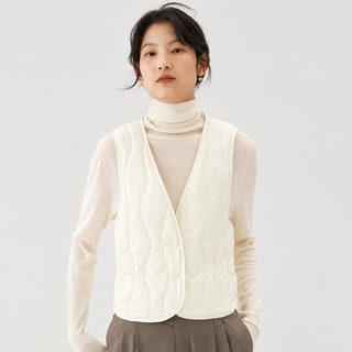 여성 패딩 조끼 브이넥 버튼 이너 베스트 경량 솜충전 보온 숏 베스트