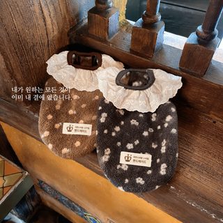 애완견 고양이 가을 겨울 신상 한일 레이스 플라워 기모 견인 가능한 조끼