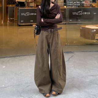 미라드 브라운 카색 작업복 엘보우 청바지 여성 겨울 트렌드 신상 하이웨이