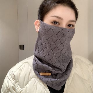 여성 겨울 니트 방한 마스크 넥워머 목도리 투톤 다이아 체크 귀걸이형 보