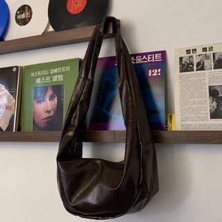 오리지널 소규모 복고 기관차 가방 여성 크로스백 심플 대용량 라이딩 부드