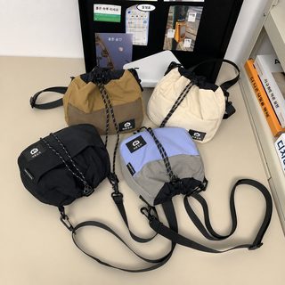 중대동 크로스백 소녀 대용량 핸드폰 가방 어린이 심플 숄더 소년 충돌 색