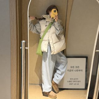 여성 겨울 숏 패딩 조끼 폴리에스터 솜 하이넥 지퍼 베스트