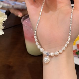 가벼운 사치 바람 깨진 은 진주 목걸이 소중 냉담 기질 진주 꿰미 쇄골 사슬 왕홍 패션 트렌디 목걸이 액세서리