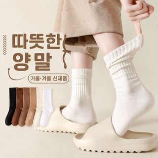 양말 여자 가을 겨울 세로 줄무늬 단색 중통 양말 ins 붐비다 무골 더미 양말