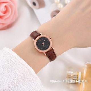 여성용 미니 다이얼 쿼츠 손목시계 학생 심플 캐주얼 빈티지 인조가죽 시계