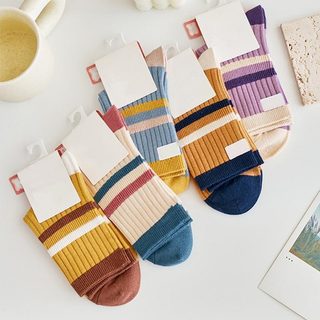 양말 제 및 여성 중통 가을 신상 방취 흡한 콜라주 ins 가을 겨울 백단 줄무