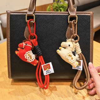 新款手工布艺红色小马挂件小众卡通包挂钥匙扣挂饰挂绳礼品配饰潮
