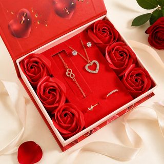 女士情人节礼品套装手链项链耳钉戒指鲜花送女士礼物礼轻奢小礼物