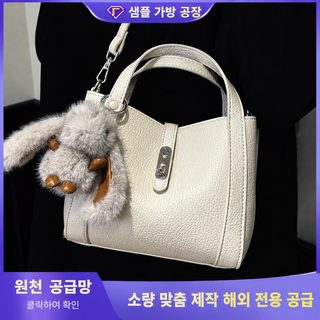 대외무역 고급감 물통가방 녀사 2026 신형 초화외출 작은 가방 질감 소대중 크로스백