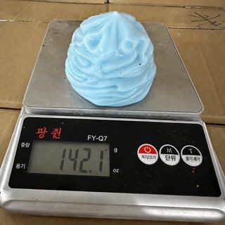크림롤 말랑이 스퀴시 장난감 저속 복원 TPR 촉감 스트레스 해소 완구 8x8x5.5c