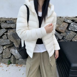 2026 뉴 겨울 90 화이트 오리털 얇고 가벼운 갈비 패딩 여자 짧은 후드 슬림핏