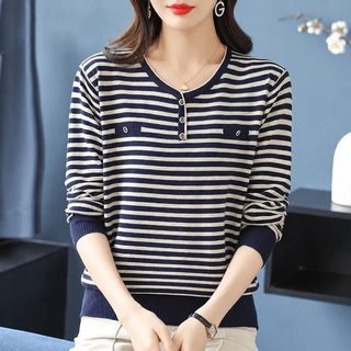 빅사이즈 여성 스트라이프 긴소매 브이넥 티셔츠 중장년 캐주얼 하이웨이