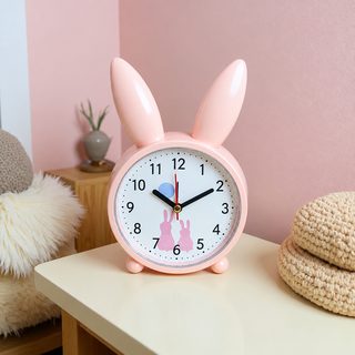 토끼 캐릭터 어린이 무소음 알람시계 침대 옆 책상 숫자·바늘 겸용 귀여운