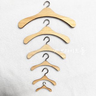 bjd 작은 부사룡바 와엽로리 목재 옷걸이 옷받침 20CM 인형 털털 피규어 가구