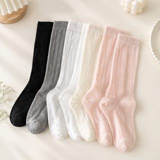 초슬림 세로 줄무늬 양말 여자 봄, 여름 얇은 통기 펀칭 중통 양말 백합 발레풍 마 무늬 더미 양말