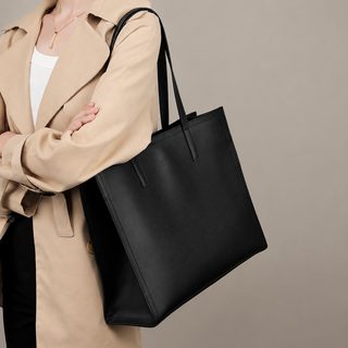 겨울 신상 소크라우드 토트백 여성 가죽 대용량 서류 가방 컴퓨터 가방 검
