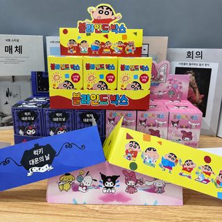PVC 캐릭터 피규어 전시박스 짱구 스티치 쿠로미 마이멜로디 6종 세트