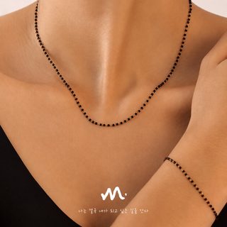 신형 심플 미주 유리 팔찌 목걸이 Necklace 소규모 백합 남녀 동형 티타늄 강