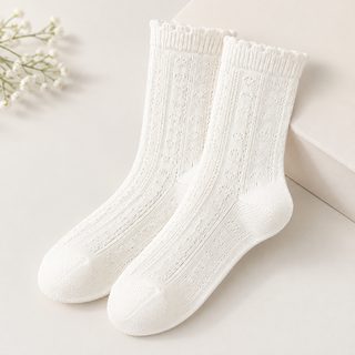 흰색 양말 여자 펀칭 봄가을겨울 신상 크림 흰색 그물코 무골 중통 양말 레