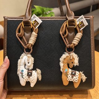 공장 도매 수제 면마 천예 귀여운 조랑말 가방 걸이 백합 액세서리 부자재 DIY 브로치 부품