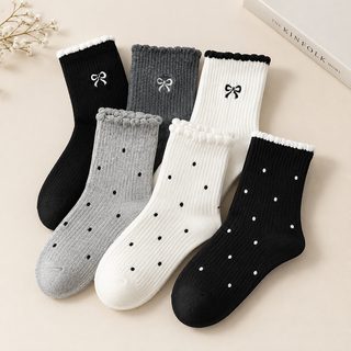 가을과 겨울 신상 양말 여자 자수 리본 중통 양말 원점 더미 양말 나무 귀걸