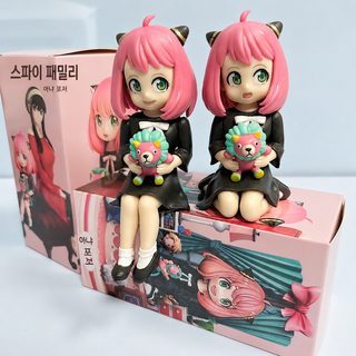 애니메이션 스파이 소꿉놀이 주변 무릎 꿇고 앉은 자세 아니아 핸드메이드