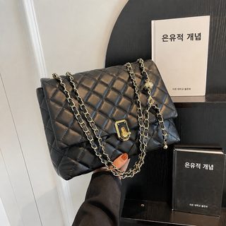 2025 신상 여성 퀼팅 체인 숄더백 대용량 데일리 출근용 크로스백