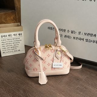 신상 스몰 사이즈 조개 가방 노화 패션 스크래치 알파벳 여름 여자 가방 고