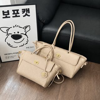 크로스보더 숄더 윤진 같은 소향풍 26s 바게트백 크로스백 겨드랑이백 볼링