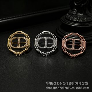 26년 D집 봄여름 신상품 CD 자모 리본 브로치 여성 복고 기질 고급감 브로치