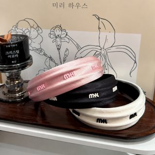 缎面M字母宽边发箍气质简约高级质感时髦精致甜美头箍网红复古女