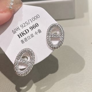기질 마이크로 다이아몬드 돼지 코 귀걸이 여자 ins 고급감 디자인 정교한 작은 귀걸이 925 은침 패션 트렌디