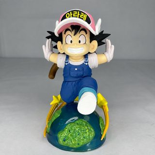 칠룡주 어린 시절 오공 오공 알라레 달리기 장면 조각상 모형 손판 섀시 데스크톱 장식품
